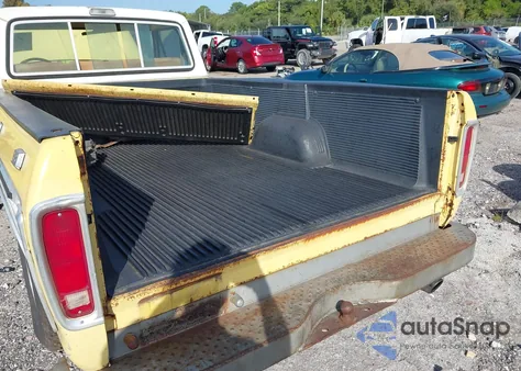 1977 Ford F150 z USA, uszkodzony, nr VIN F15JR001237